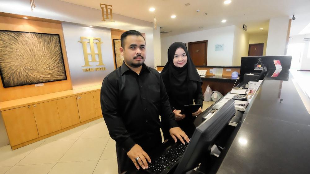 Times Hotel Brunei Bandar Seri Begawan Exterior photo